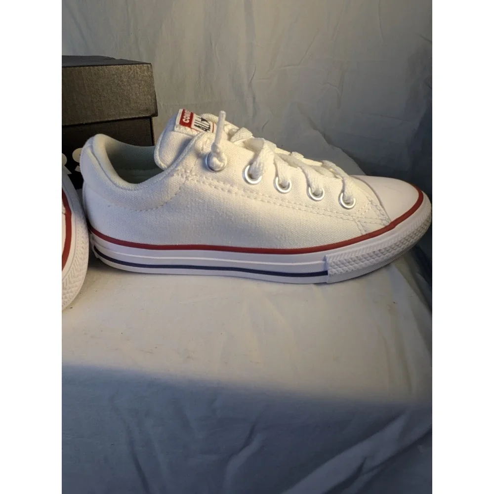 Converse All Star Youth Size 1 White Low Top Canvas Sneakers Kids Shoes NIB